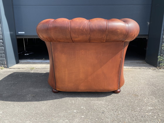 Fauteuil Club Cognac Bendic – Leather, Wood (photo 2 of 5)