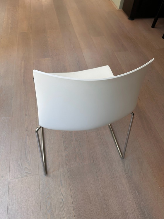Six Arper Catifa dining chairs in very good condition! – Plastic (photo 5 of 10)