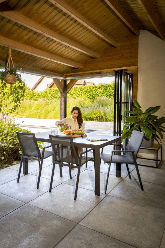 Image 1 of Garden Bernal 160x90