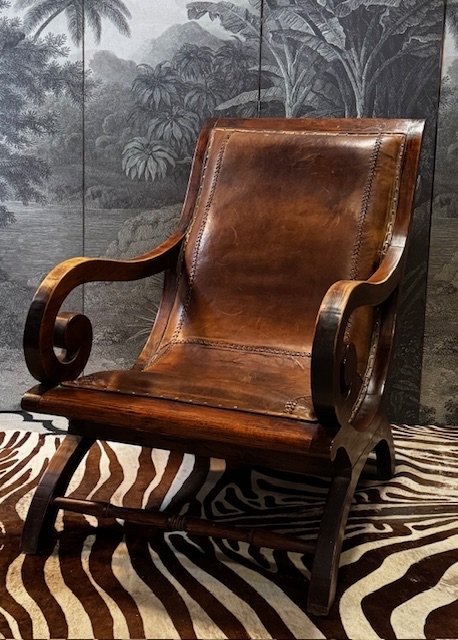 Kolonialstil-Pflanzenstuhl, Veranda-Archae aus Teakholz und Leder, britisch-kolonial