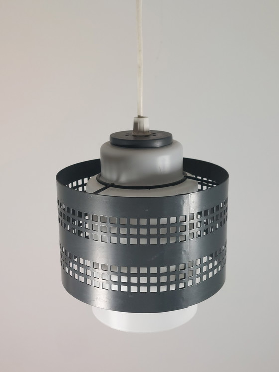 Image 1 of Vintage Mid Century Hanglamp Plafondlamp Hanglamp Geperforeerd Metaal Matglas Jaren 60