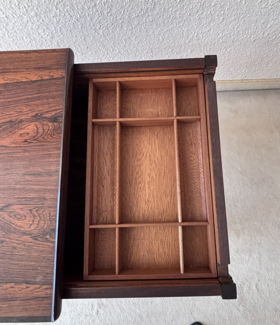 Vintage Deense naaidoos van palissanderhout – Arrebo Møbler, Bijzettafels, Wood (photo 6 of 7)