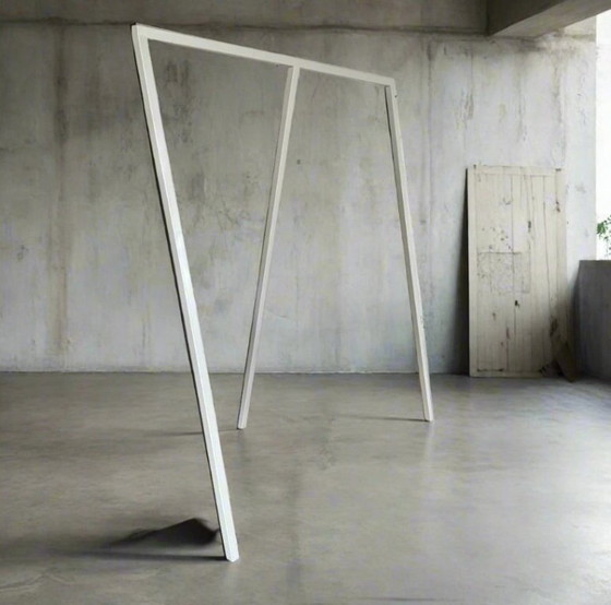 Image 1 of Support à vêtements Hay Loop Stand de conception danoise, porte-manteau