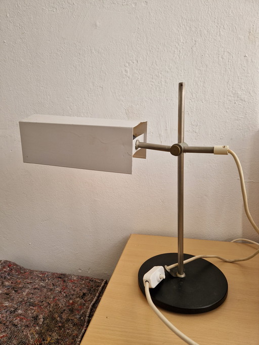 Vintage tafellamp VEB Leuchtenbau minimalistisch design