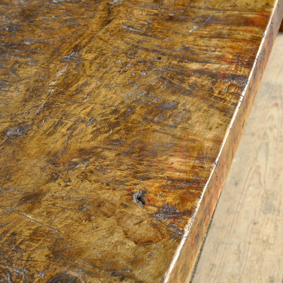 Image 1 of Table basse en chêne, vers 1930