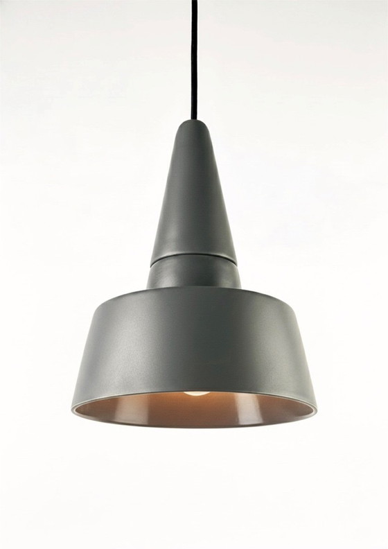 Image 1 of Set van twee SML 2.0 hanglampen van steengoed van NEO, ontworpen door Rodrigo Vairinhos – mat cementgrijs.
