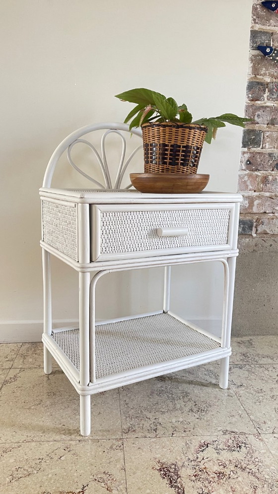 Image 1 of Coppia di comodini vintage in rattan