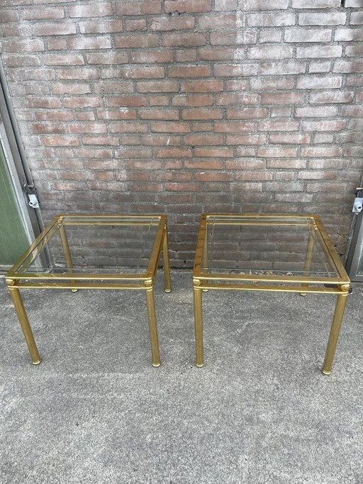 Set of 2 side tables
