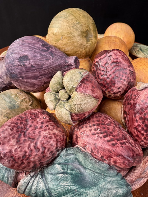 Image 1 of Corbeille fruits trompe l’œil Portugal années 70