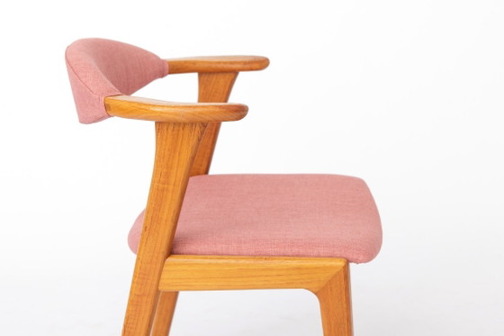 Sedia da pranzo vintage modello 49 Erik Kirkegaard | Høng Stolefabrik | Tappezzeria in teak e rosa | Danese (photo 9 of 11)