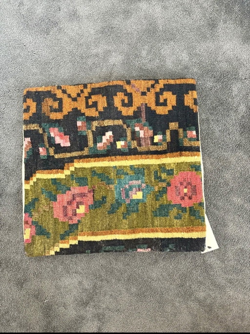 ML Fabrics | Luxury Cushion Cover | 50x50 cm | Black/Brown/Red | Handwoven