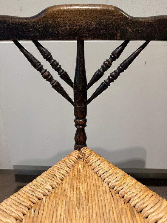 Image 1 of Poltrona in legno in stile edoardiano con seduta in vimini