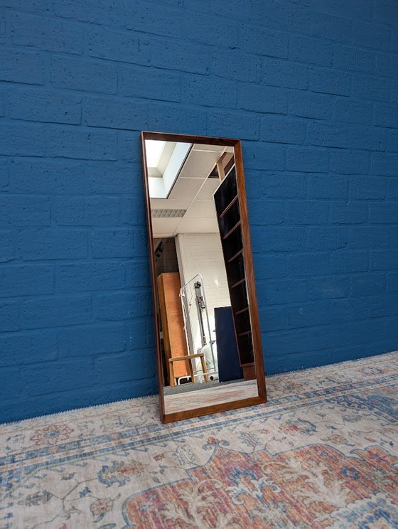 Image 1 of Miroir vintage en bois de rose, design danois, années 1960