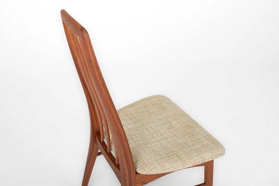 Vintage Eva eetkamerstoelen van Niels Koefoed voor Koefoeds Hornslet, jaren 60, set van 12 – Wool (photo 8 of 14)