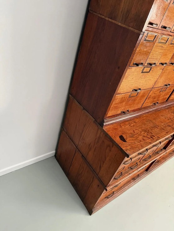 Image 1 of Sehr großer antiker amerikanischer Eichenholzschrank / Apothekerschrank, ca. 1900