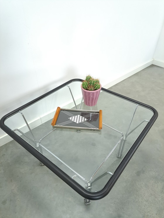 Image 1 of Tavolino da caffè in vetro anni '70 con base cromata