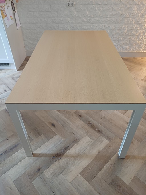 Leolux Table – eettafels, rvs, Wood