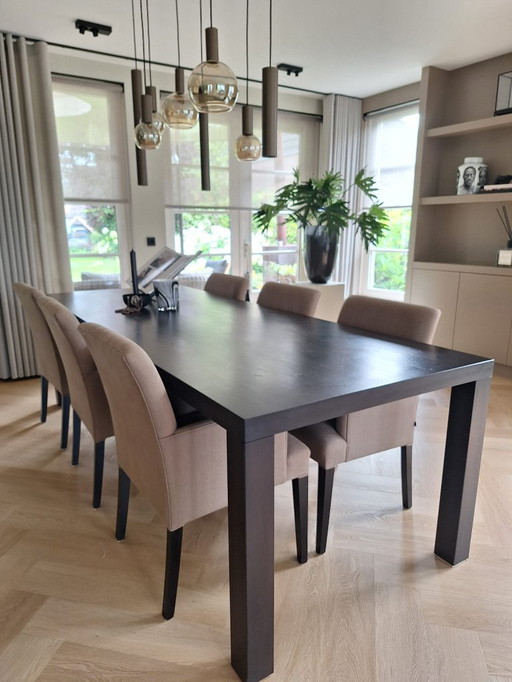 Dining room table with 6 chairs
