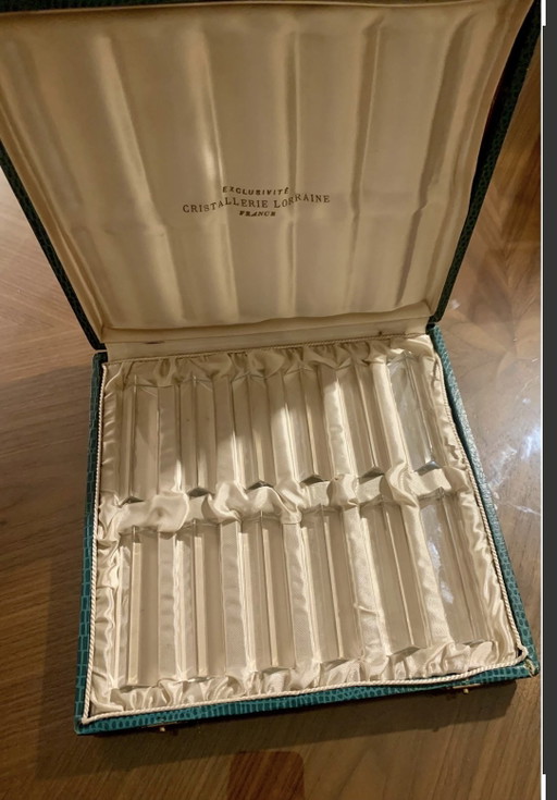 Exclusivité Cristallerie de Lorraine - coffret de 12 porte-couteaux style Baccarat 