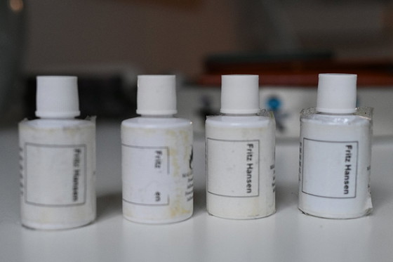 Image 1 of 4 Original Fritz Hansen Butterfly dining chairs. Design by Arne Jacobsen