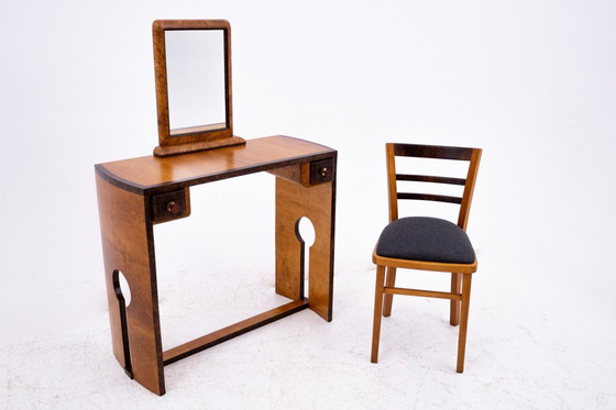 Image 1 of Ensemble coiffeuse + chaise Art déco, Pologne, Art déco, vers 1940.