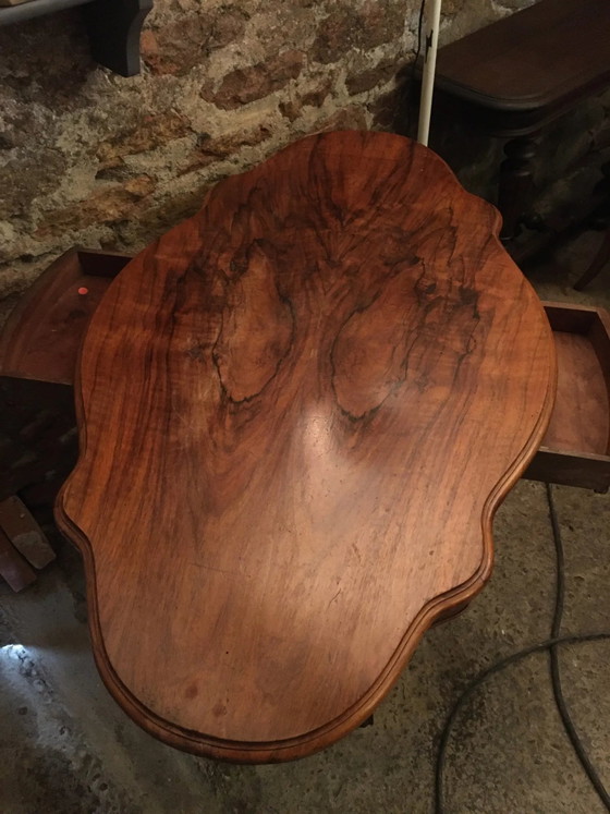 Viooltafel met 2 laden in walnoot. – Bijzettafels (photo 6 of 9)