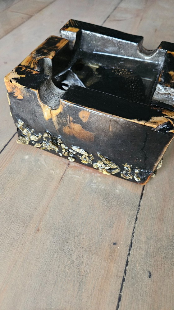 Image 1 of Exclusive Handmade Artequi Humidor - Cedarwood & Epoxy - Incl. Ashtray