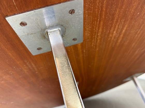 Rare table basse ronde de Kho Liang Ie pour Artifort, modèle 1847 – Tables basses, Metal (photo 8 of 9)