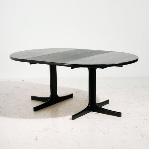 MK9898 Eikenhouten eettafel van Karl Erik Ekselius voor J. O. Carlsson