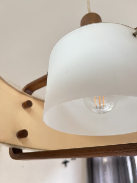 Image 1 of Hermosa lámpara colgante de teca ajustable de diseño escandinavo