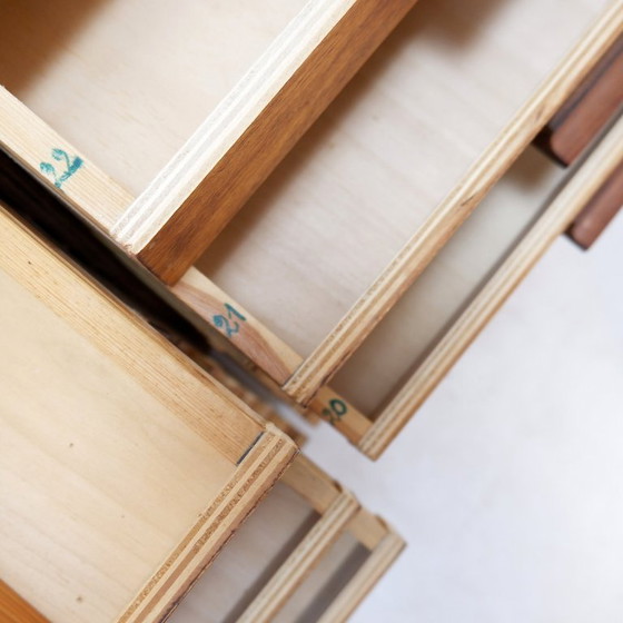 Image 1 of Vintage houten ordner met 22 laden, handgemaakt