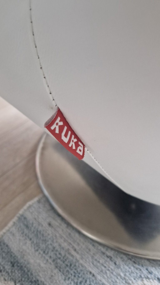 Kuka-Sessel aus weißem Leder