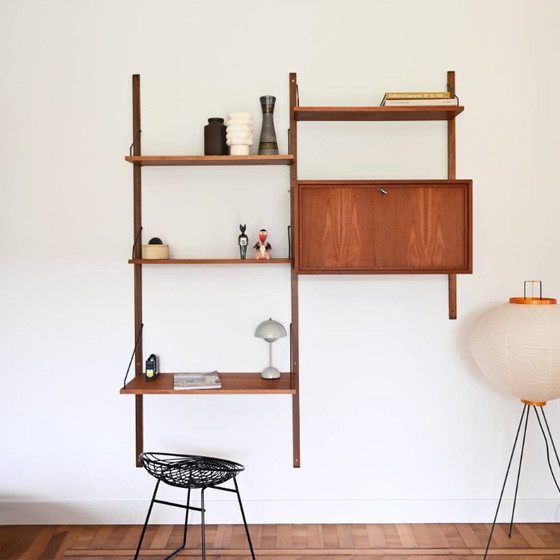 Image 1 of Système mural Poul Cadovius