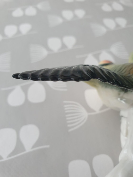 Image 1 of Oiseau en porcelaine de Karl Ens - mésange charbonnière - années 1920 - état impeccable