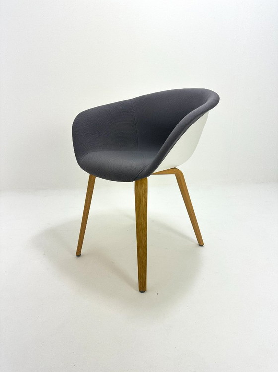 Sillas de diseño Arper Duna, Sillas de comedor, Textil, Madera, Gris (foto 12 de 14)