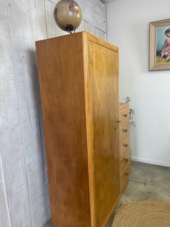 Image 1 of Asymmetrische Garderobe aus den 1950er Jahren
