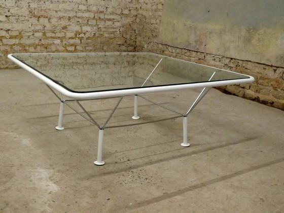 Mesa de centro de Niels Bendtsen, Dinamarca, 1970 – Mesas de centro, Cristal, Metal, Design (photo 7 of 8)