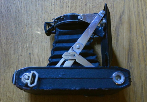 Vintage bellows film camera, Demaria-Lapierre brand, Dehel model, 6x9 format, f/4.5 shutter, f/110mm (photo 2 of 10)