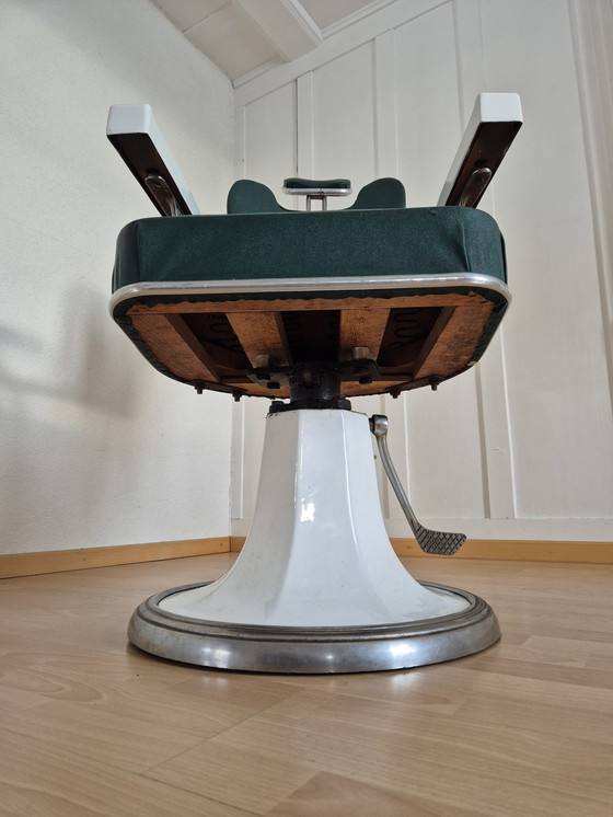 Image 1 of Scheerstoel, kappersstoel