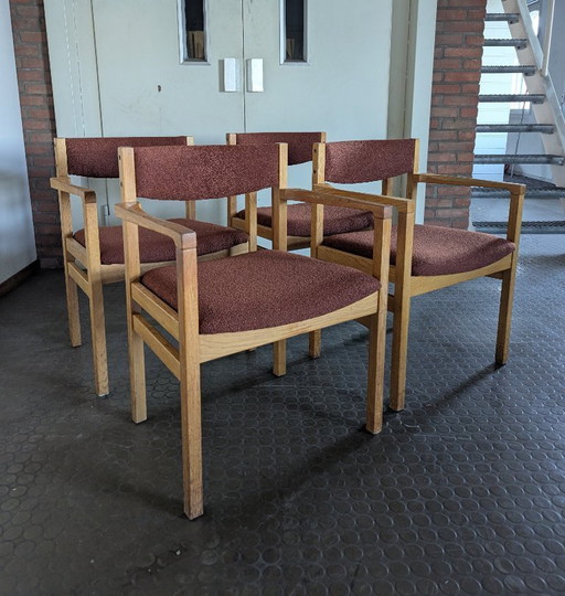 4 sillas vintage danesas, roble y tela bouclé