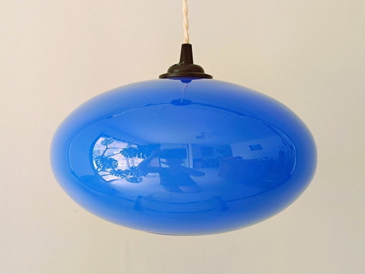 Lustre opaline bleue