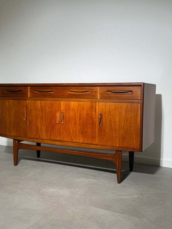 Victor B. Wilkins “Fresco” Teak Sideboard for G-Plan – 1960s (photo 4 of 6)