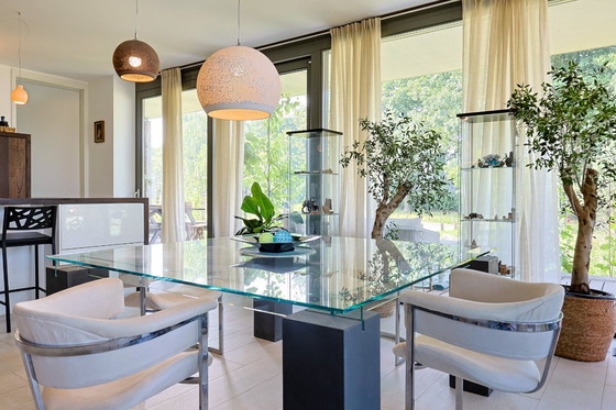 Image 1 of Table en verre Roche Bobois 160x160 cm