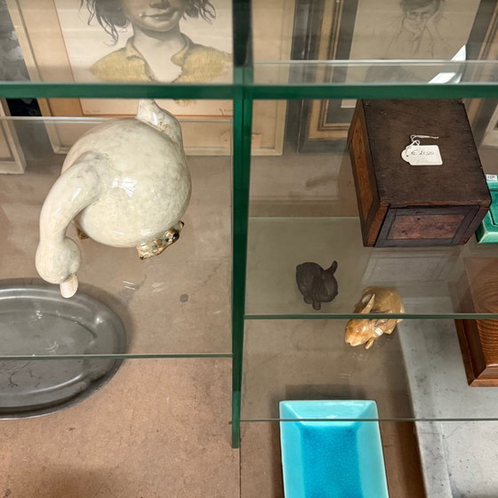 Image 1 of Vitrine à plusieurs niveaux, table d'appoint/vitrine ouverte