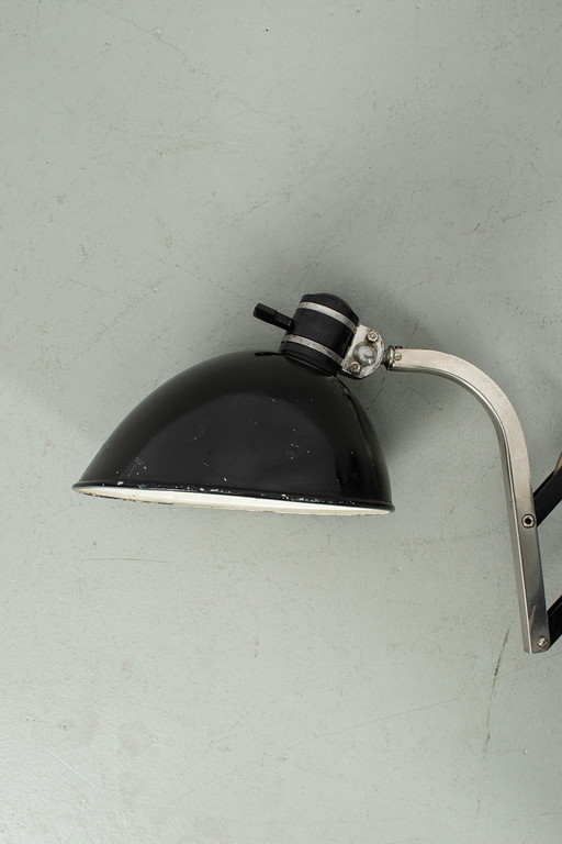 Bauhaus 'scissor' lamp