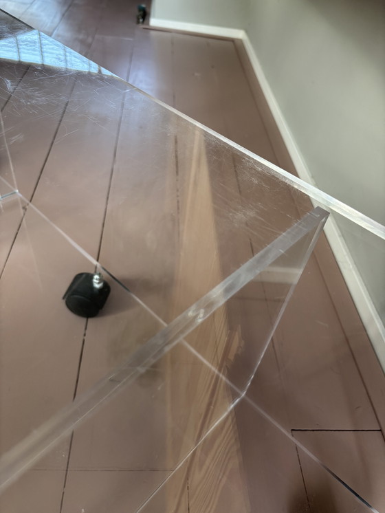 Image 1 of Mobile TV vintage in plexiglass