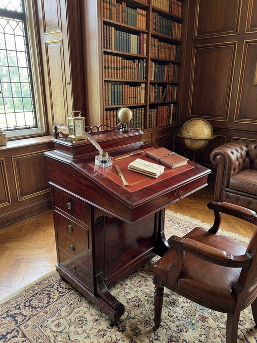 Eleganter Schreibtisch „Davenport“ aus Mahagoni