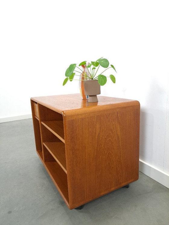Image 1 of Dyrlund LP-Schrank, TV-Schrank, Audioschrank im Teak-Design