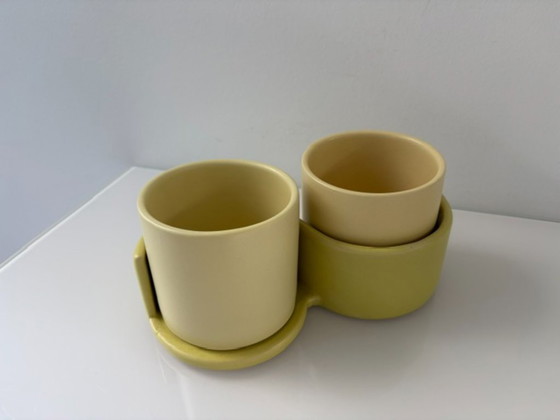 Double design Plant pot Céline de Lys, ceramic retro, Yellow, Modern (photo 4 of 13)