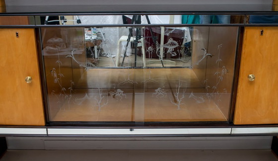 Image 1 of Osvaldo Borsani Mid-Century Modern Italian Walnut and Maple Sideboard, 1950s